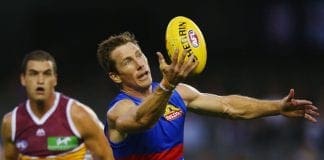 Bulldogs trio re-sign