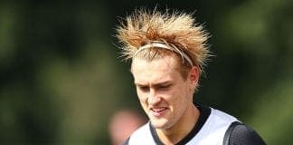Moore unphased by contract speculation