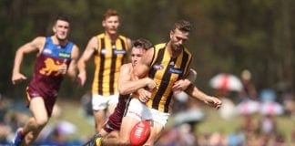 Hawks defender Mohr ruptures ACL