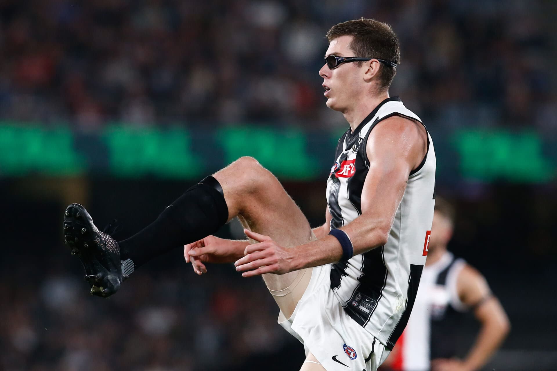 Collingwood make ruck call ahead of Melbourne final as McRae searches for September "spark