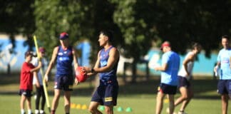 Melbourne confirm debutant for Brisbane trip
