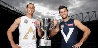 AFL labelled "disgrace" over missed State of Origin opportunity as rival code capitalises