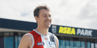 Macrae eyes midfield revival at Saints after Bulldogs exit
