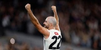 MELBOURNE, AUSTRALIA - MARCH 21: Steele Sidebottom of the Magpies celebrates as the final siren sounds during the 2025 AFL Round 02 match between the Footscray Bulldogs and the Collingwood Magpies at the Melbourne Cricket Ground on March 21, 2025 in Melbourne, Australia. (Photo by Michael Willson/AFL Photos via Getty Images)