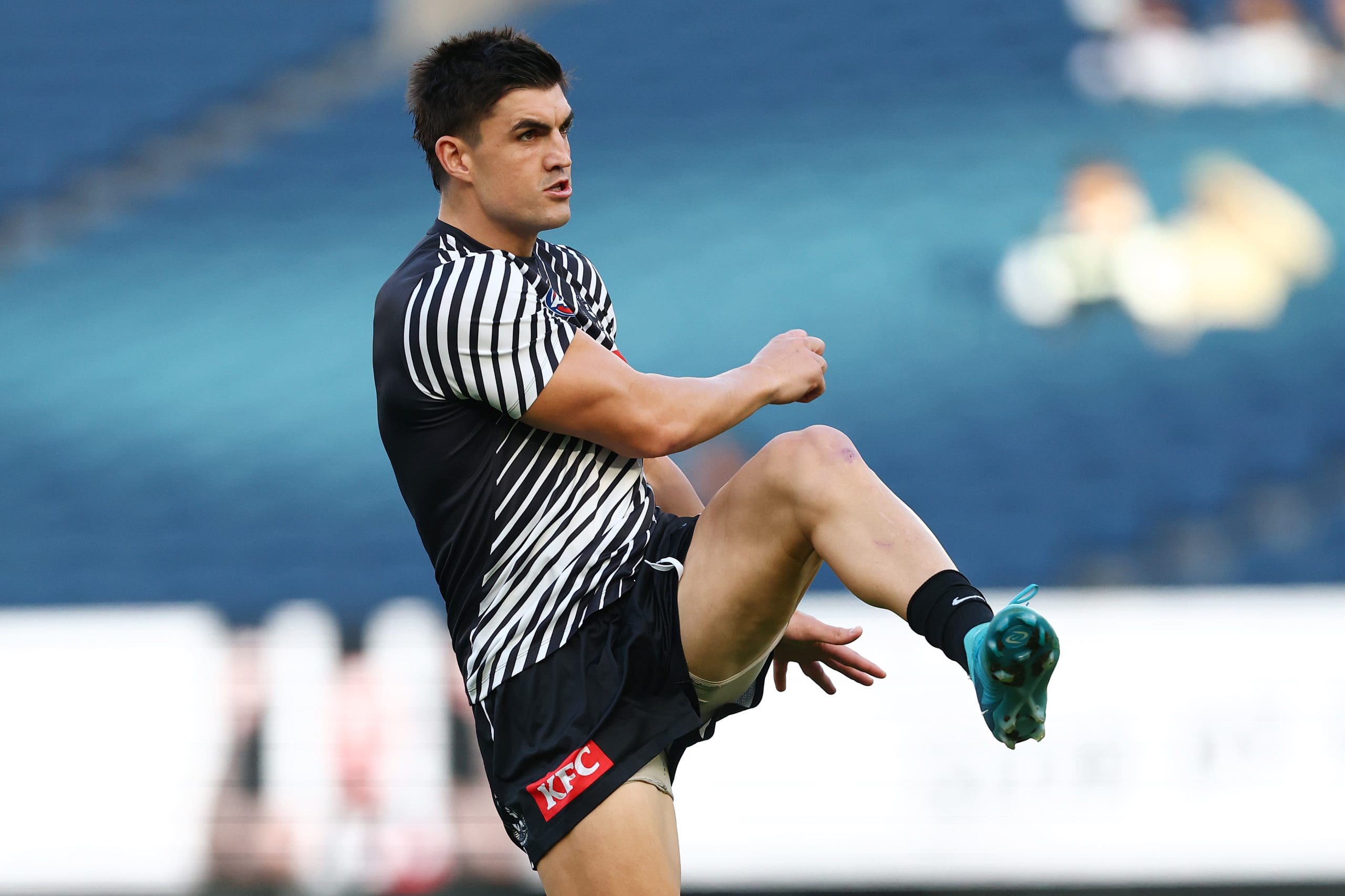 MELBOURNE, AUSTRALIA - APRIL 03: Brayden Maynard of the Magpies warms up ahead of the round four AFL match between Collingwood Magpies and Carlton Blues at Melbourne Cricket Ground, on April 03, 2025, in Melbourne, Australia. (Photo by Morgan Hancock/AFL Photos/via Getty Images)