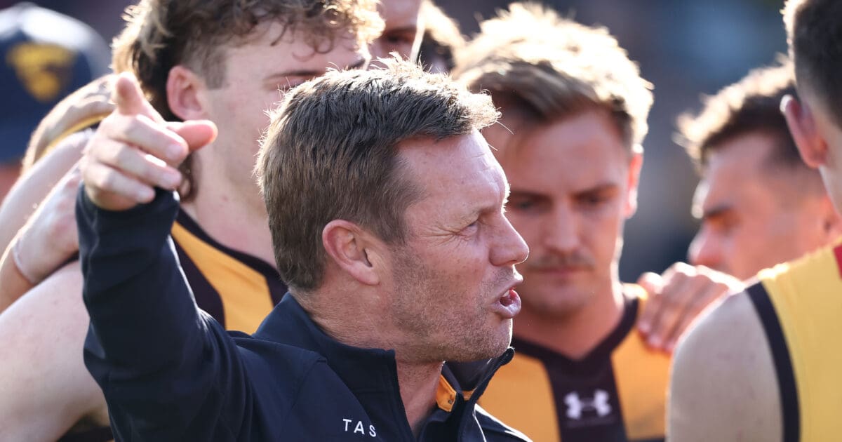 Hawthorn’s Mitchell explains halftime spray