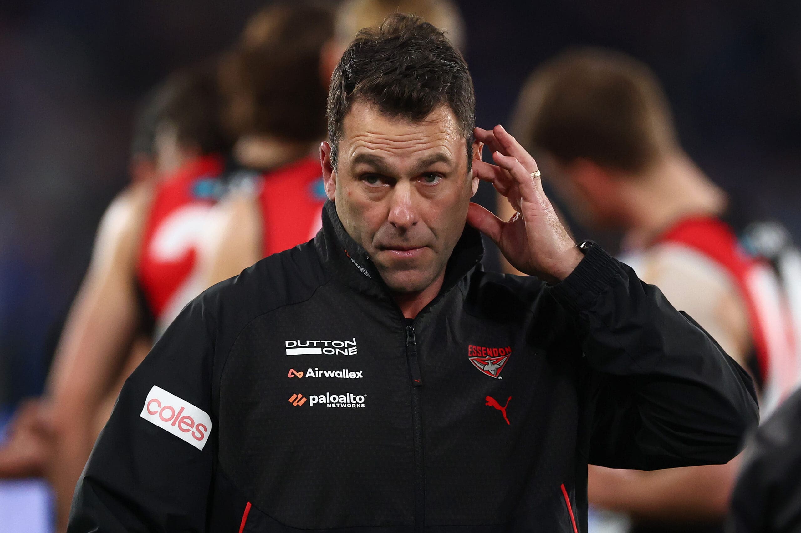 “Is this the lowest point?” Essendon caretaker reflects as Bombers’ crisis worsens