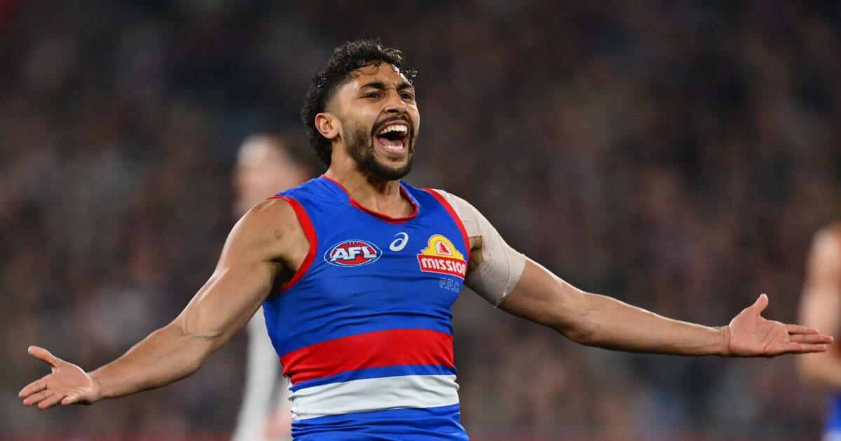 Western Bulldogs Coach Discusses Off-Season Plans and Player Retention